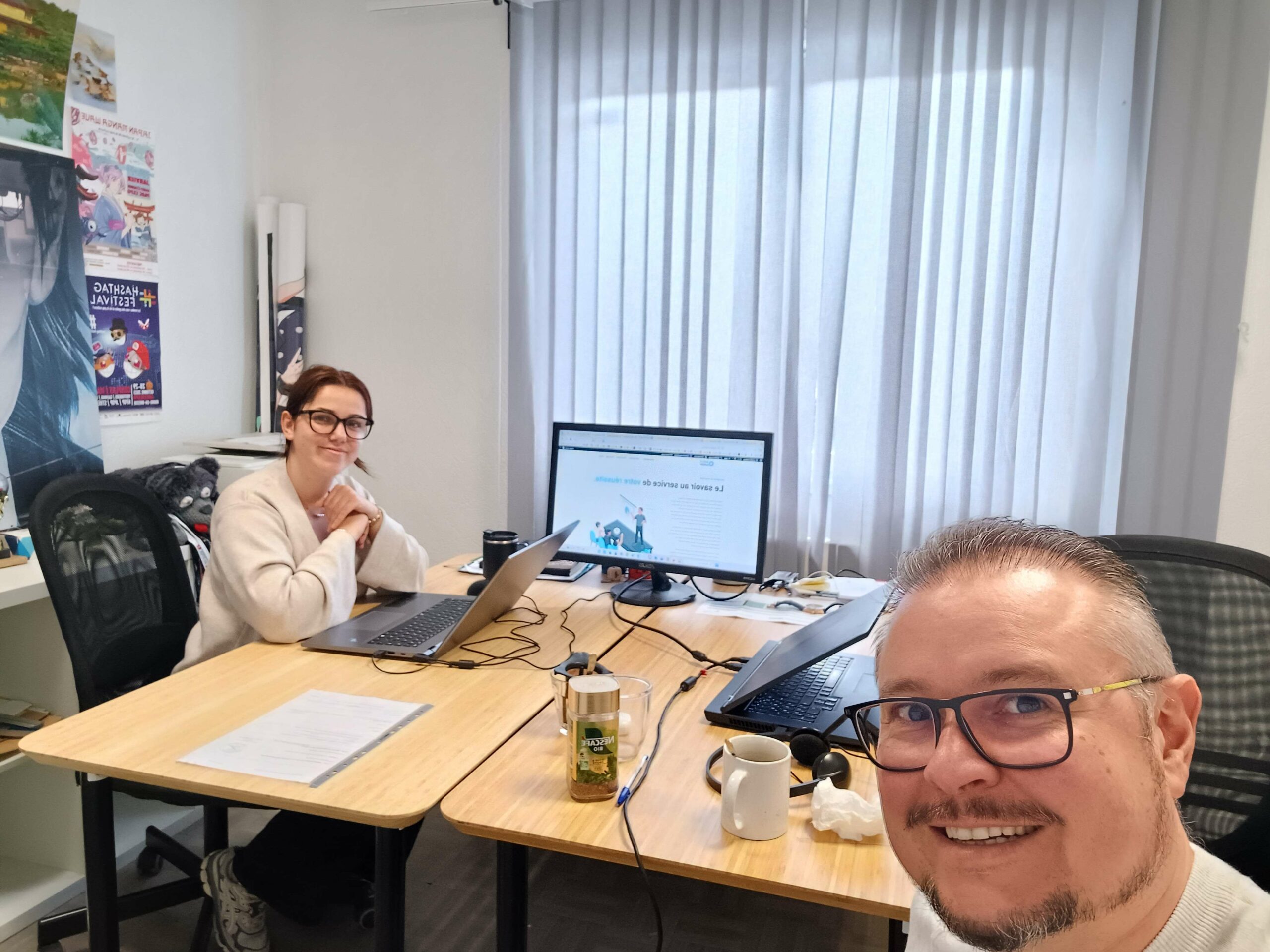 Reneta et Fabien, photo au bureau